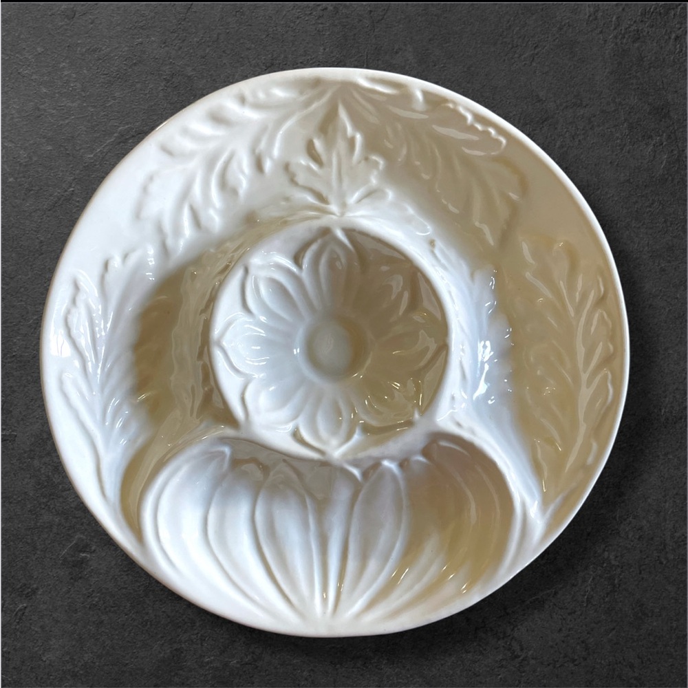 Vintage 1975 Whittier Pottery Sectioned Artichoke Appetizer Ceramic Plate